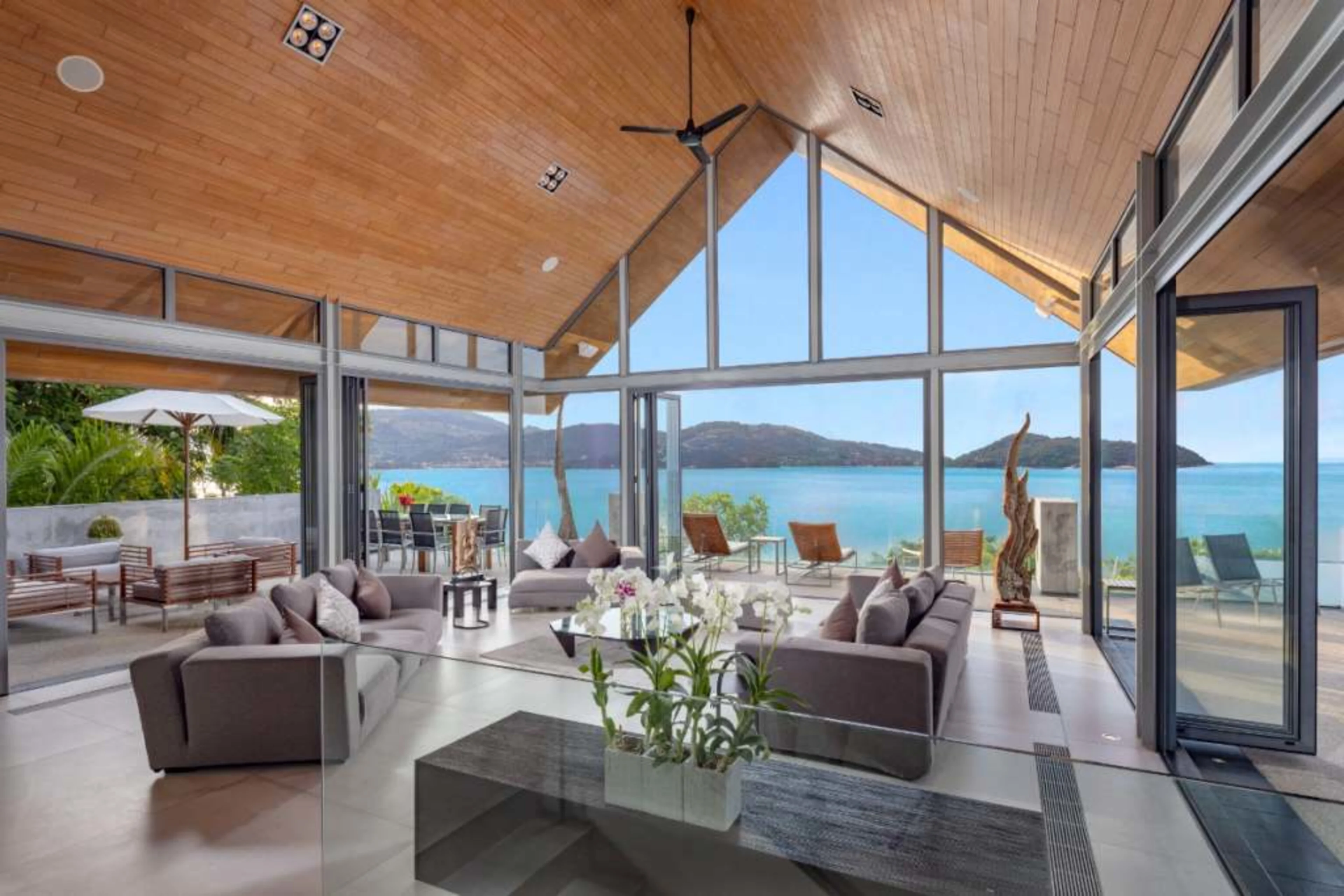 Villa Benyasiri: Exceptional Freehold Property on a 2977 SQM Lot — photo 5