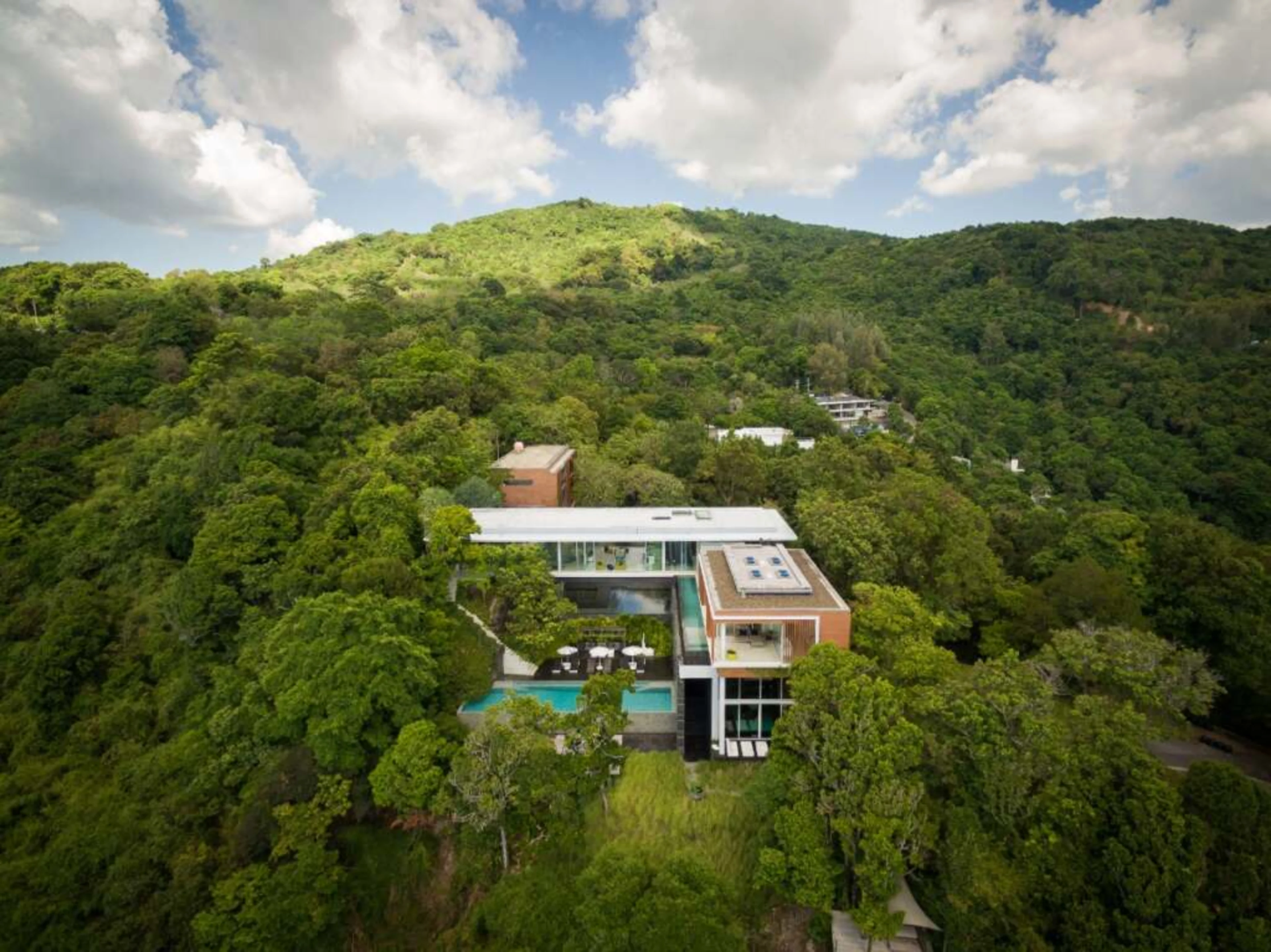 The James Bond Villa: Villa Mayavee – Modern Oceanfront Luxury — photo 4