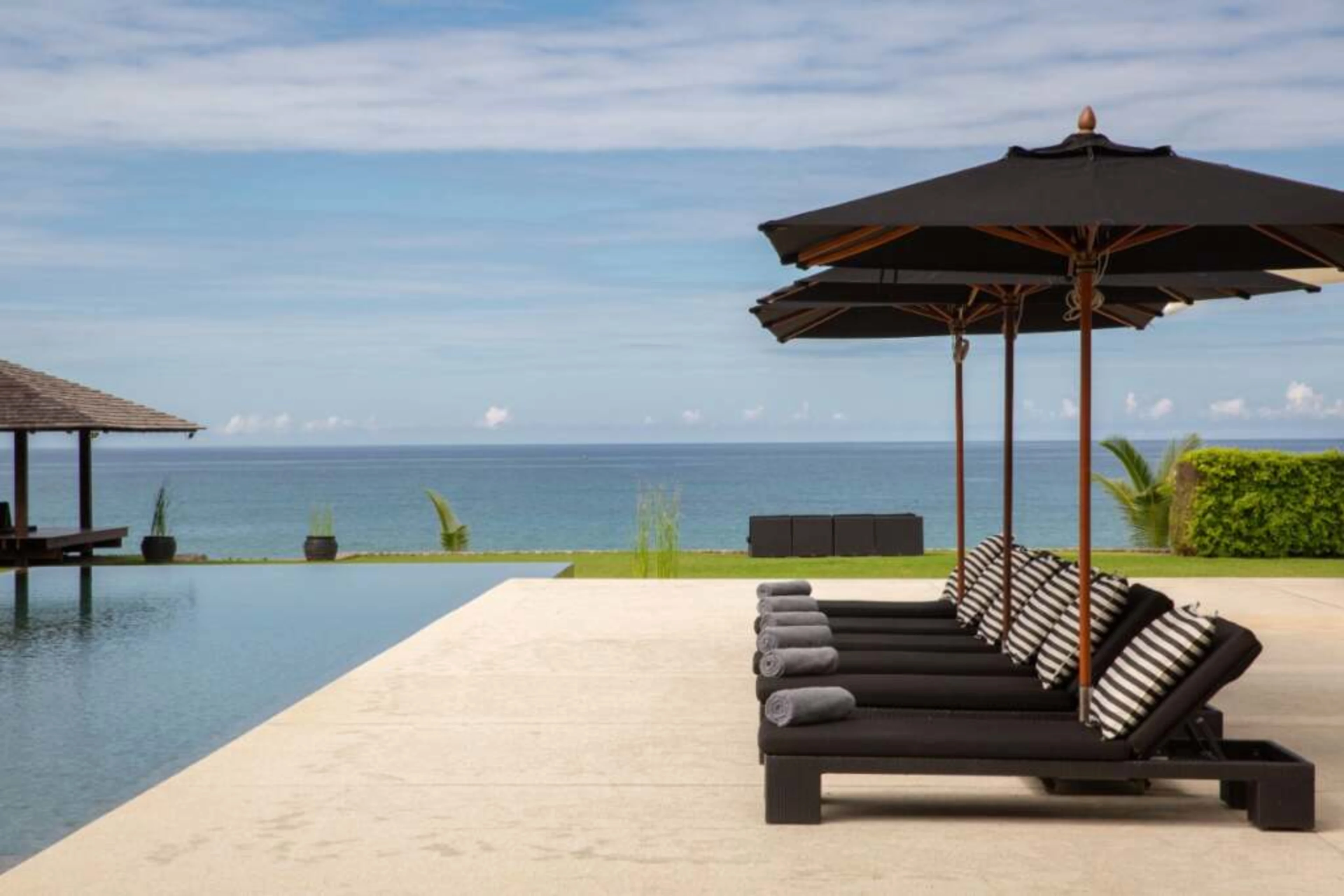Discover Paradise at Villa Essenza, Natai Beachfront — photo 4