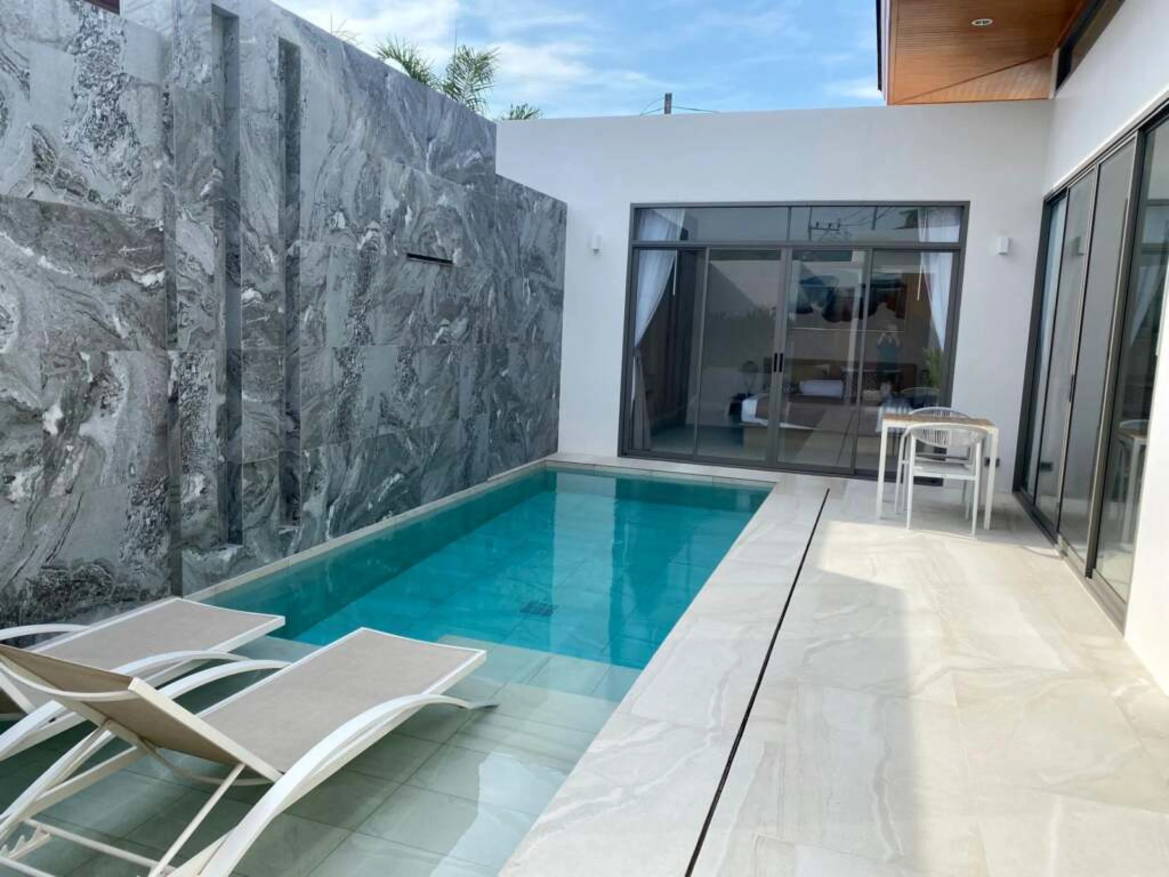 2 Bedrooms Pool Villa for Sale in Pasak Soi 4/1 — photo 2