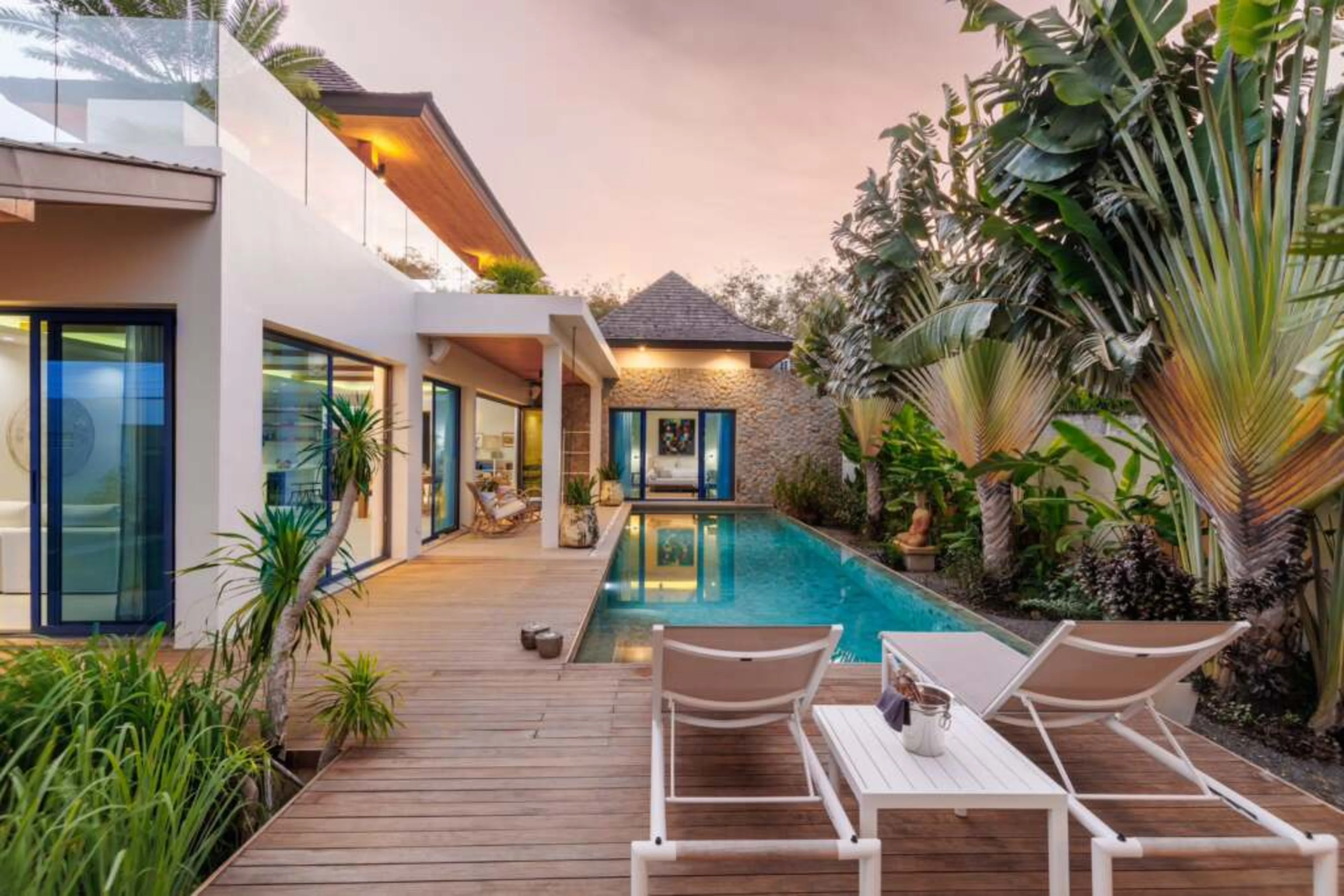 Phustone Luxury Pool Villa 4 Bedroom in Pasak Soi 8 Phuket — photo 3