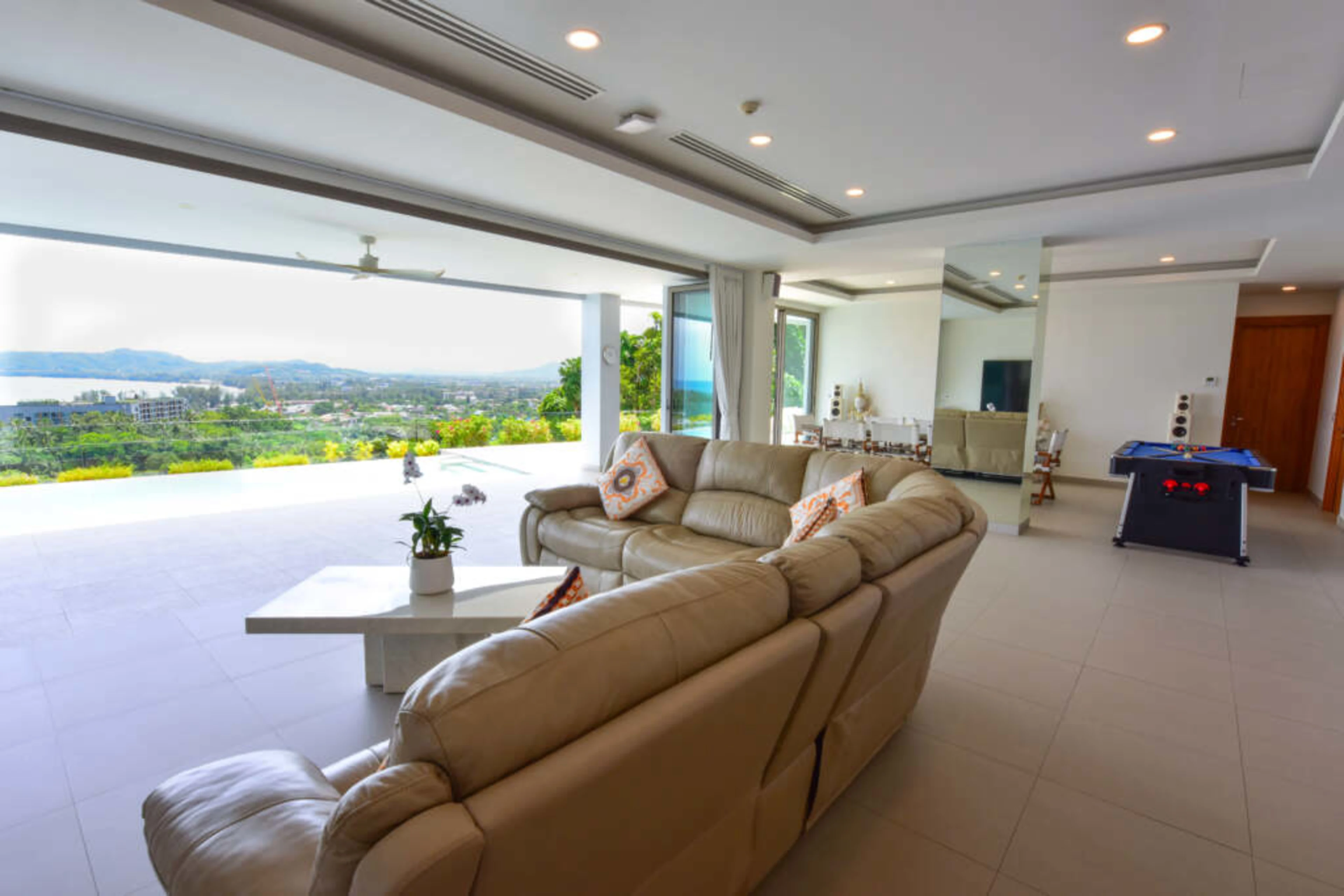 Andamaya: Luxus-Penthouse 3 Schlafzimmer mit Meerblick in Surin