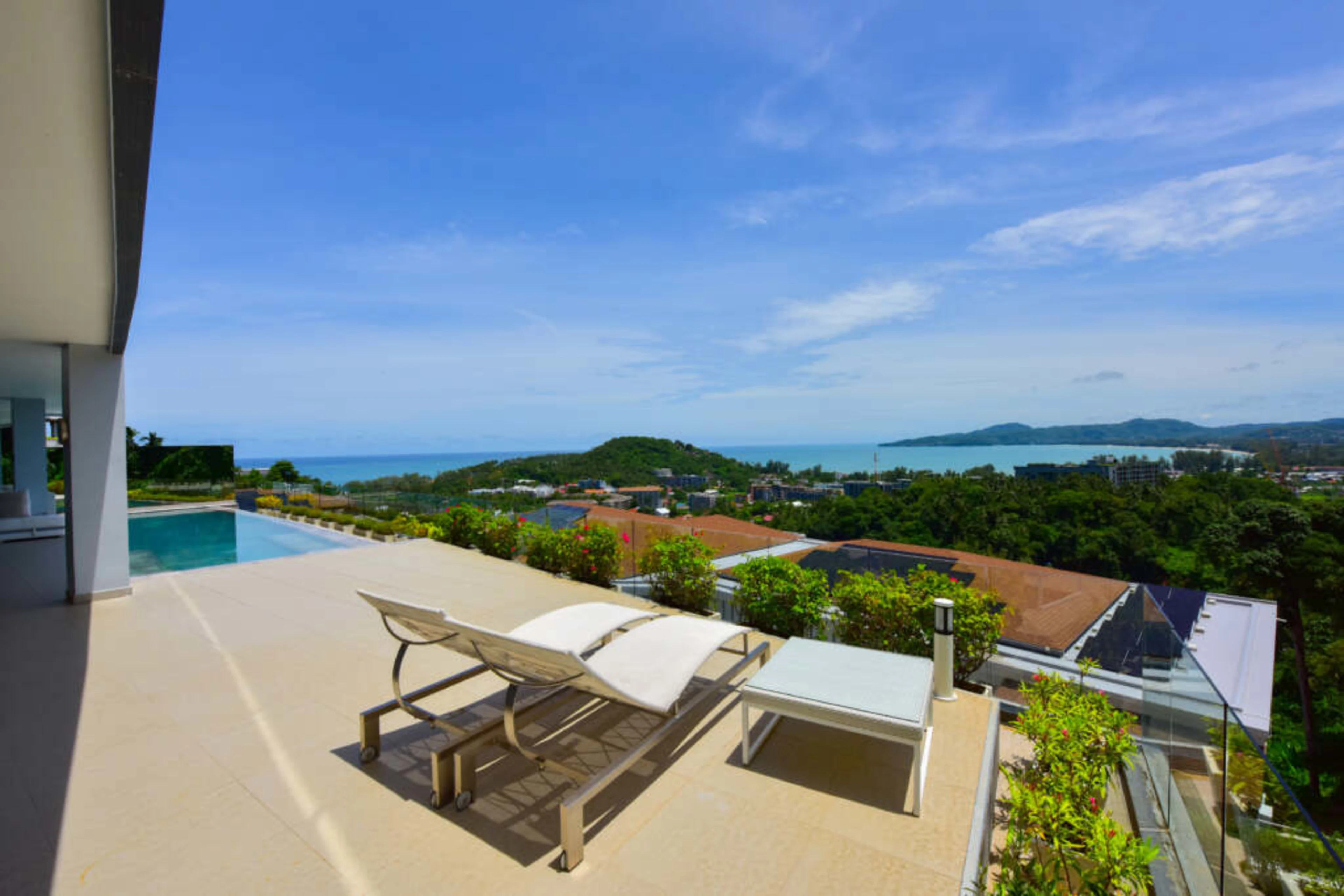 Andamaya: Luxury 3 Bedroom Seaview Apartment for Sale in Surin — photo 4
