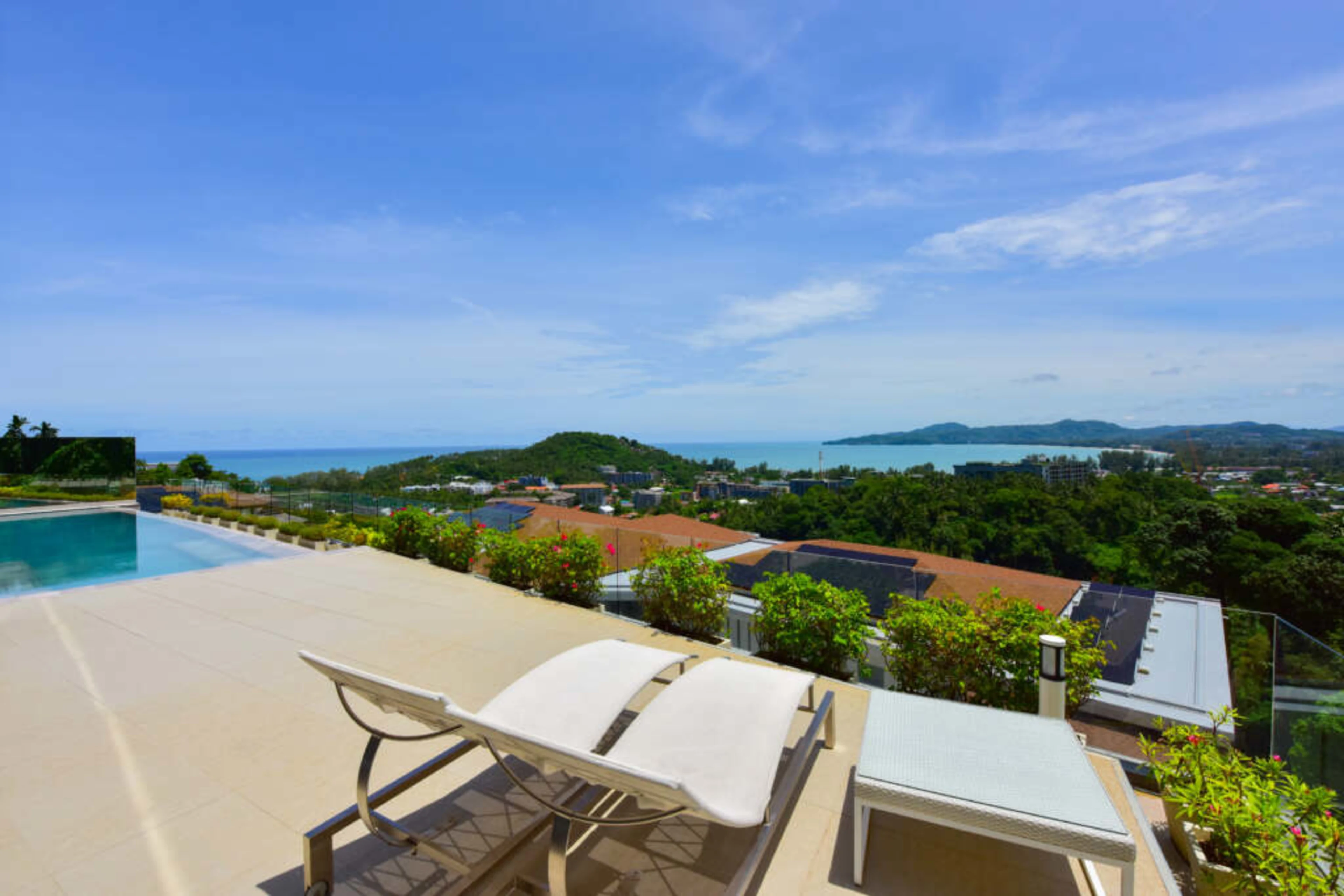 Andamaya: Luxury 3 Bedroom Seaview Apartment for Sale in Surin — photo 5