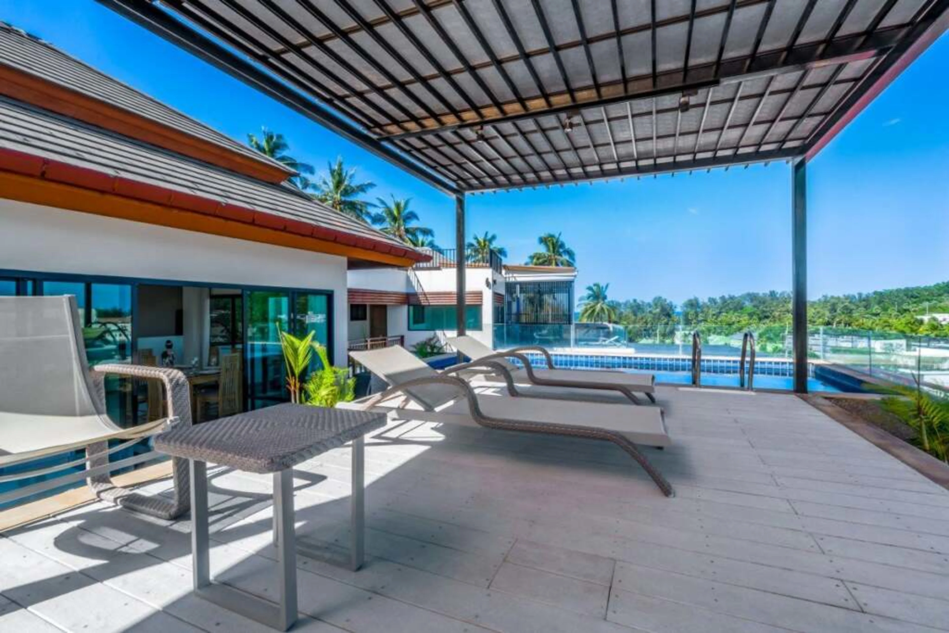 Surin Sabai: 3 Bedroom Private Pool Penthouse in Surin