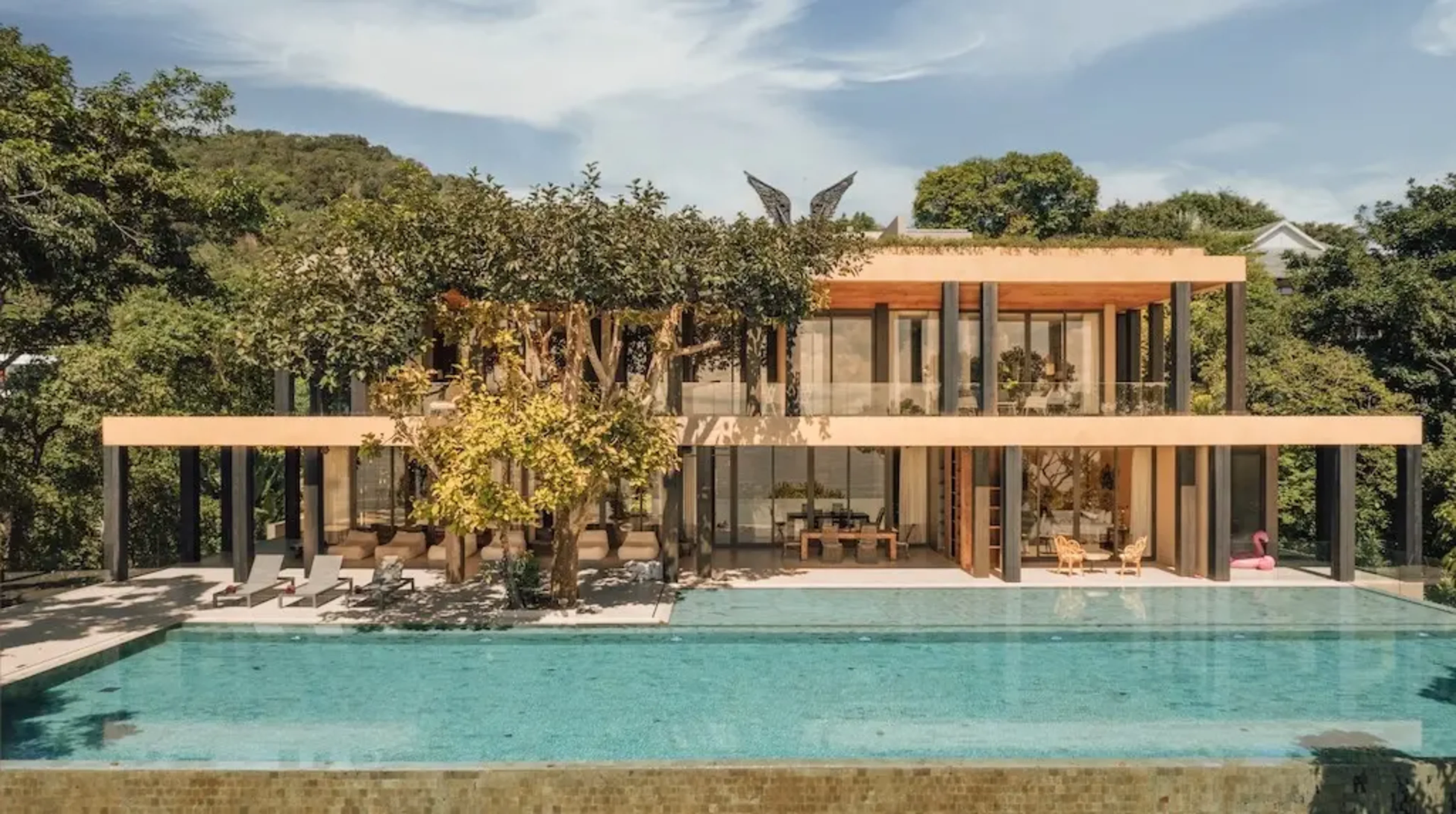 5 Bedrooms 6 Bathrooms Sea View Pool Villa in Kamala Beach