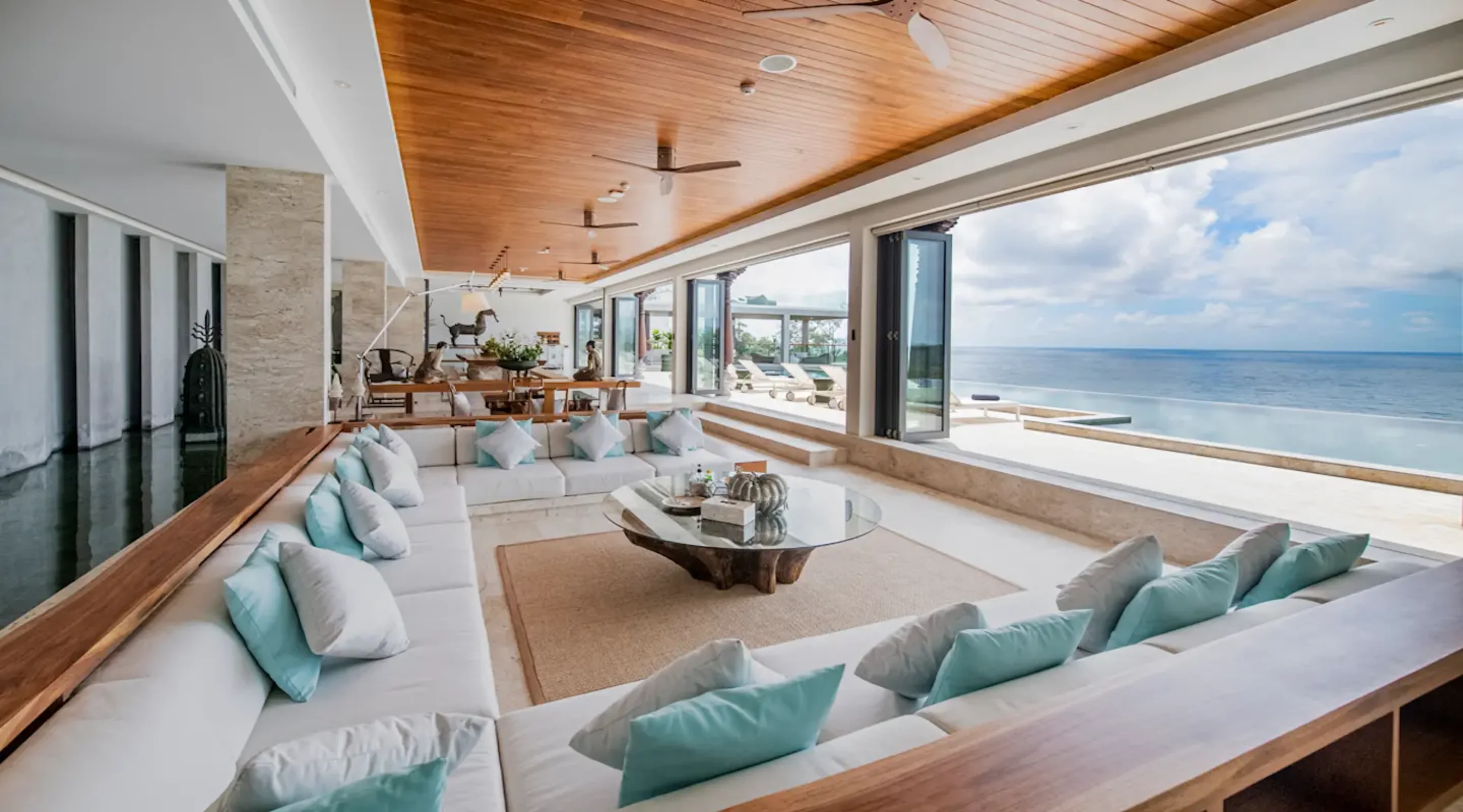 The panoramic sea view villa at Surin beach