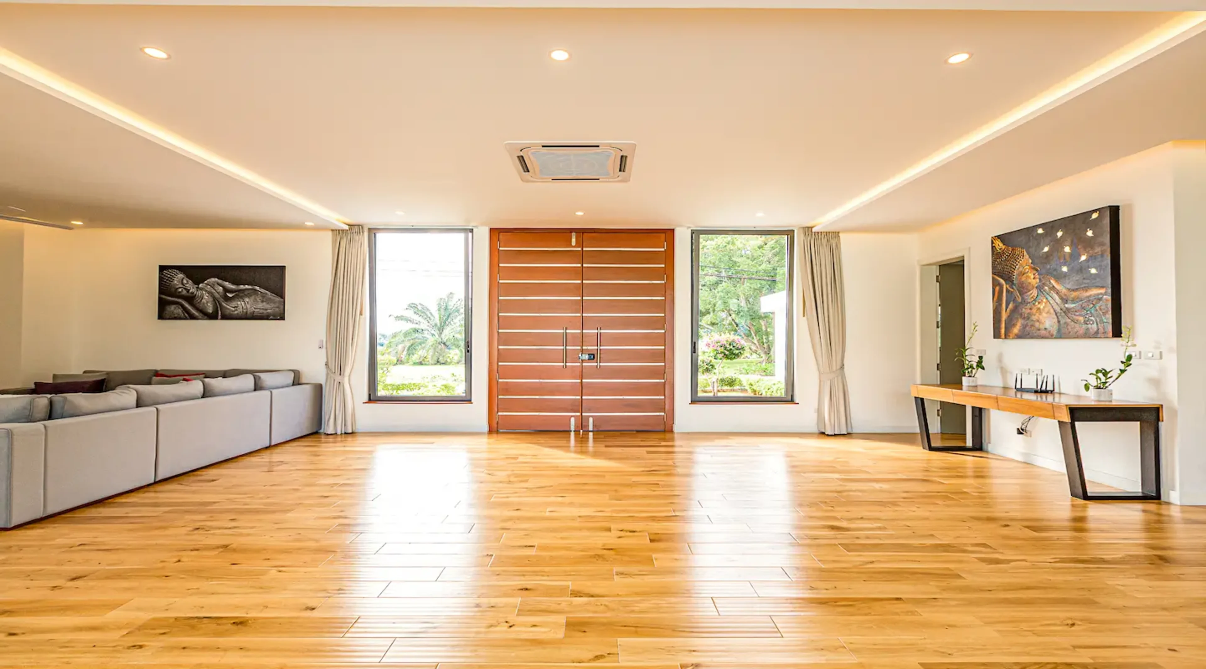 A Brand New Modern 2 story villa in the famous location of Cherngtalay