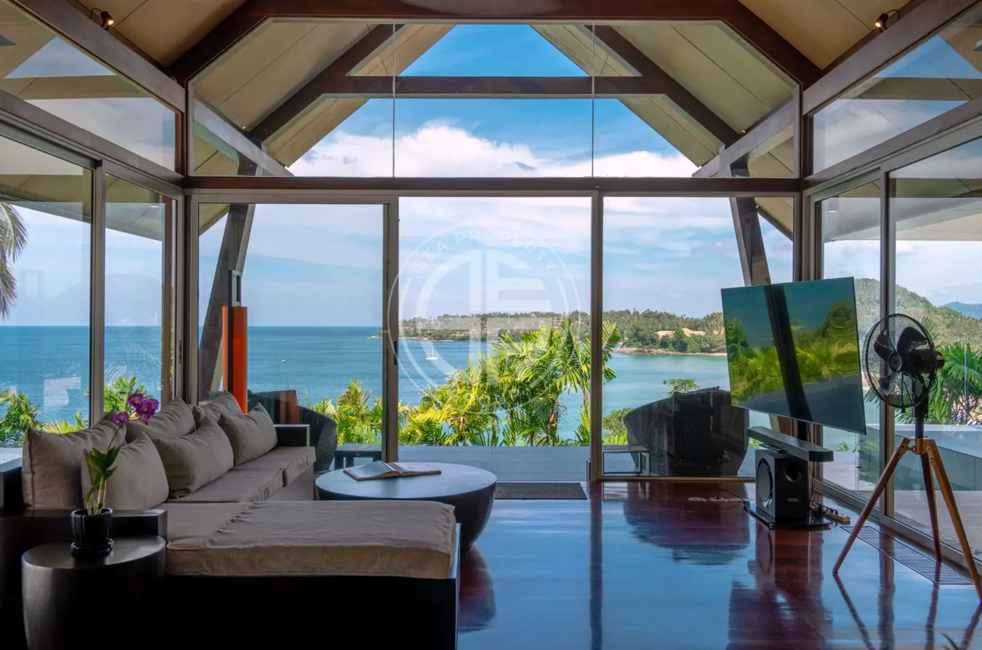 Luxury Boutique 4 Bedrooms Villas in Surin Beach