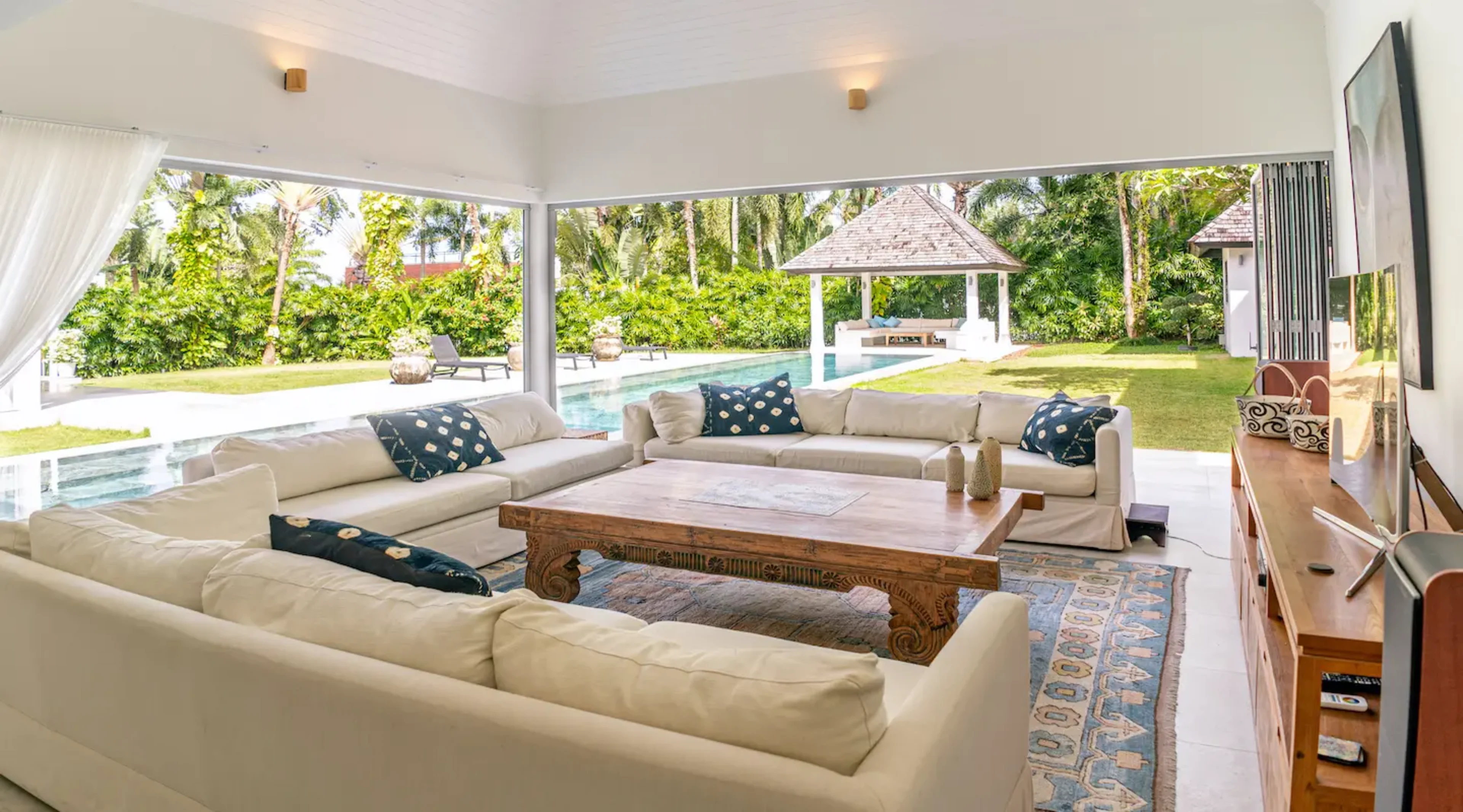 Private pool villa with garden near the beach