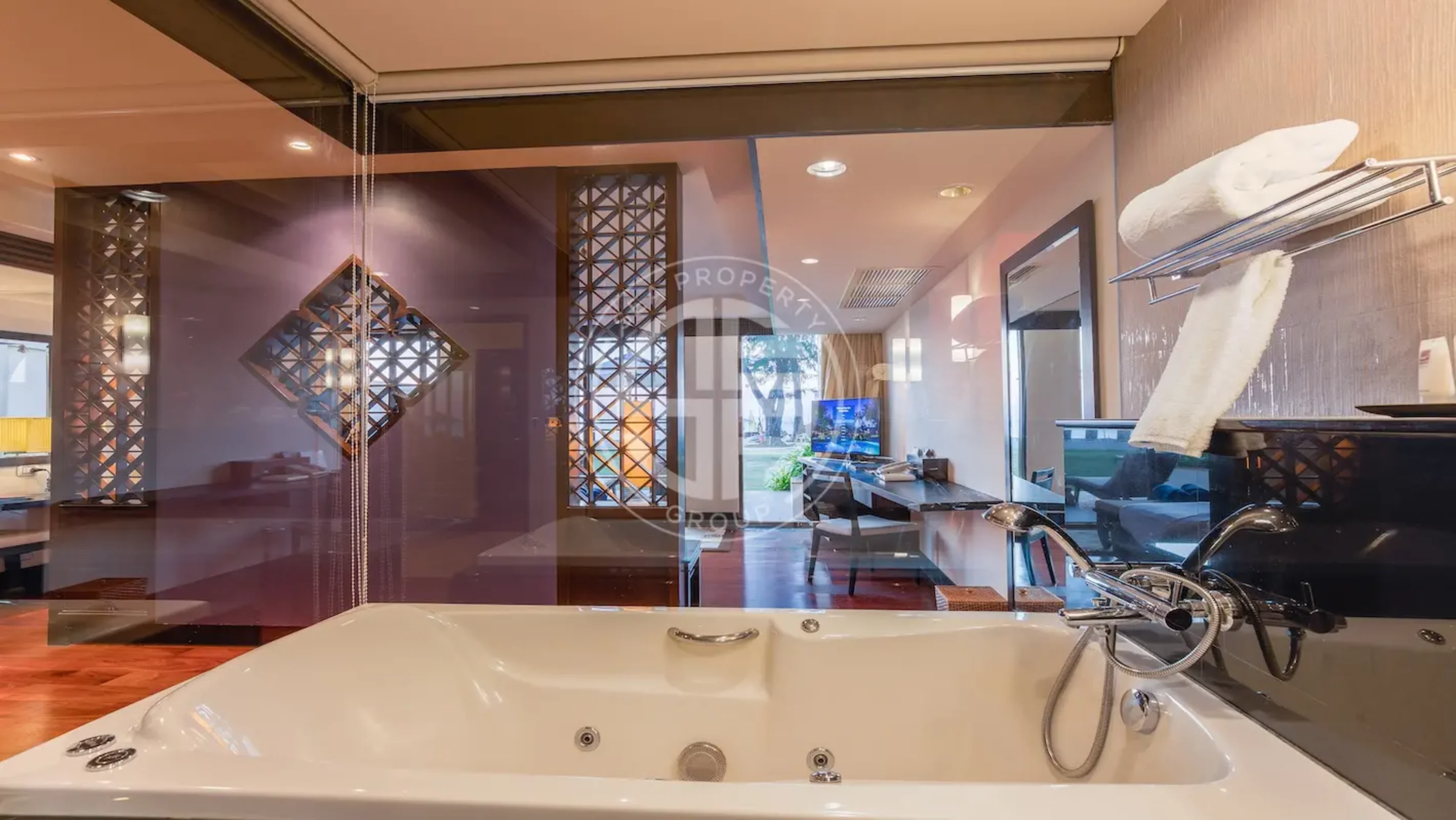2 Bed Room Unit Beachfront in Bang Tao, Phuket