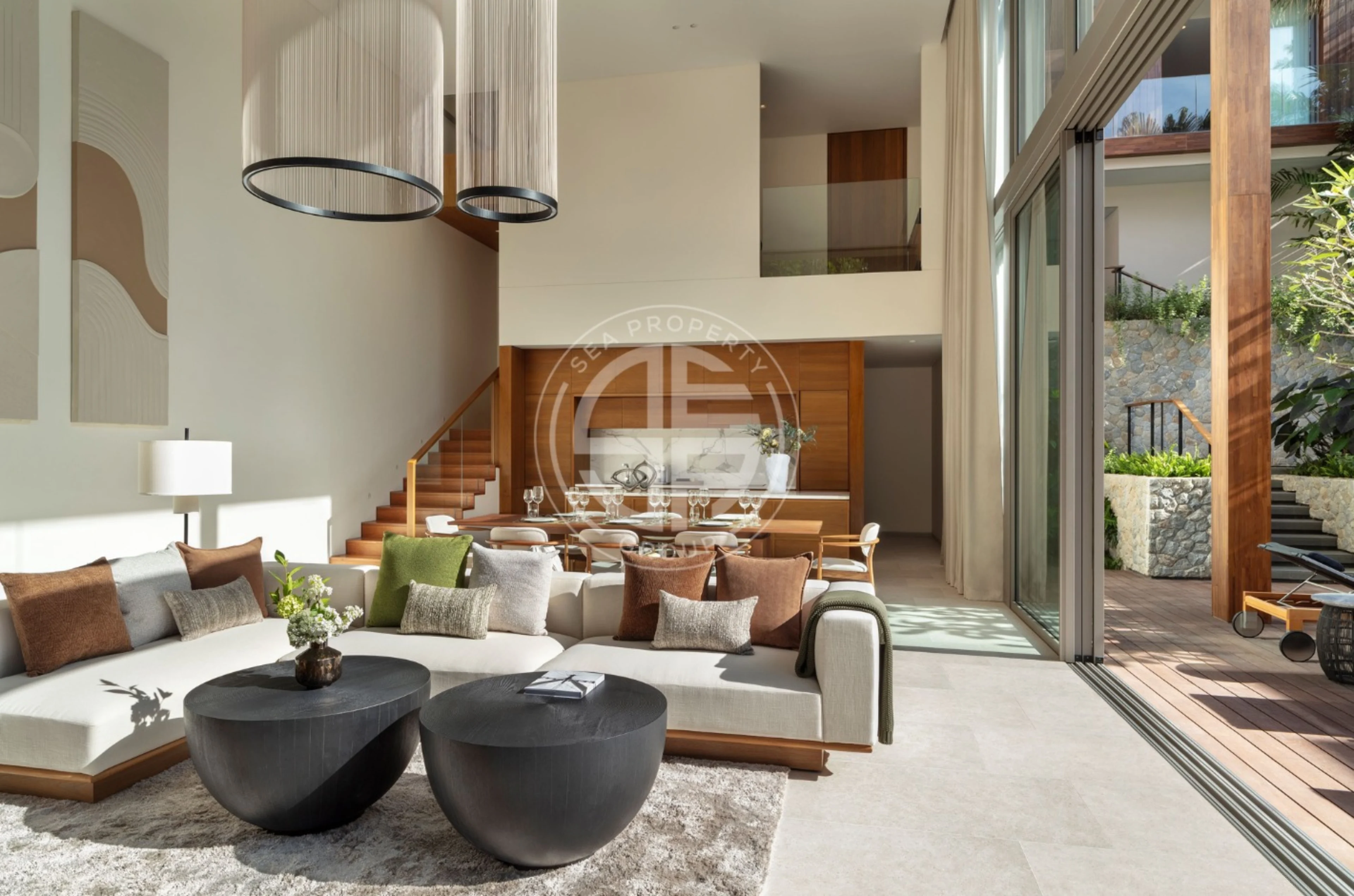 4 Bedrooms Private Residence in Layan Phuket