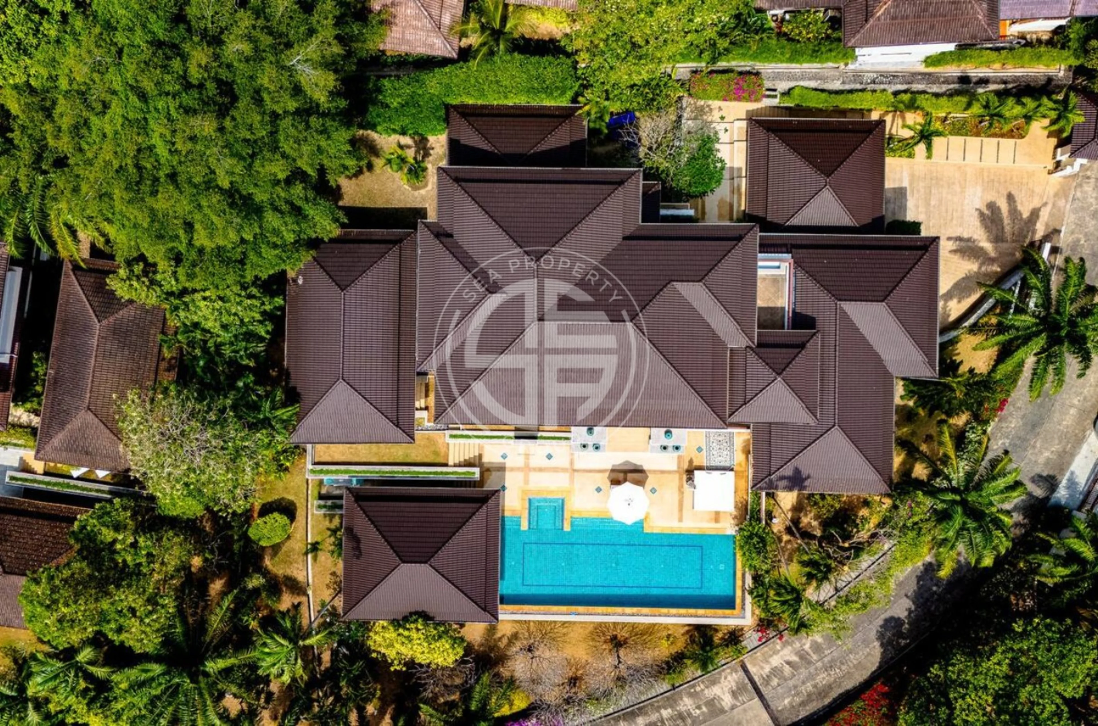 Mountain view Villa in Layan