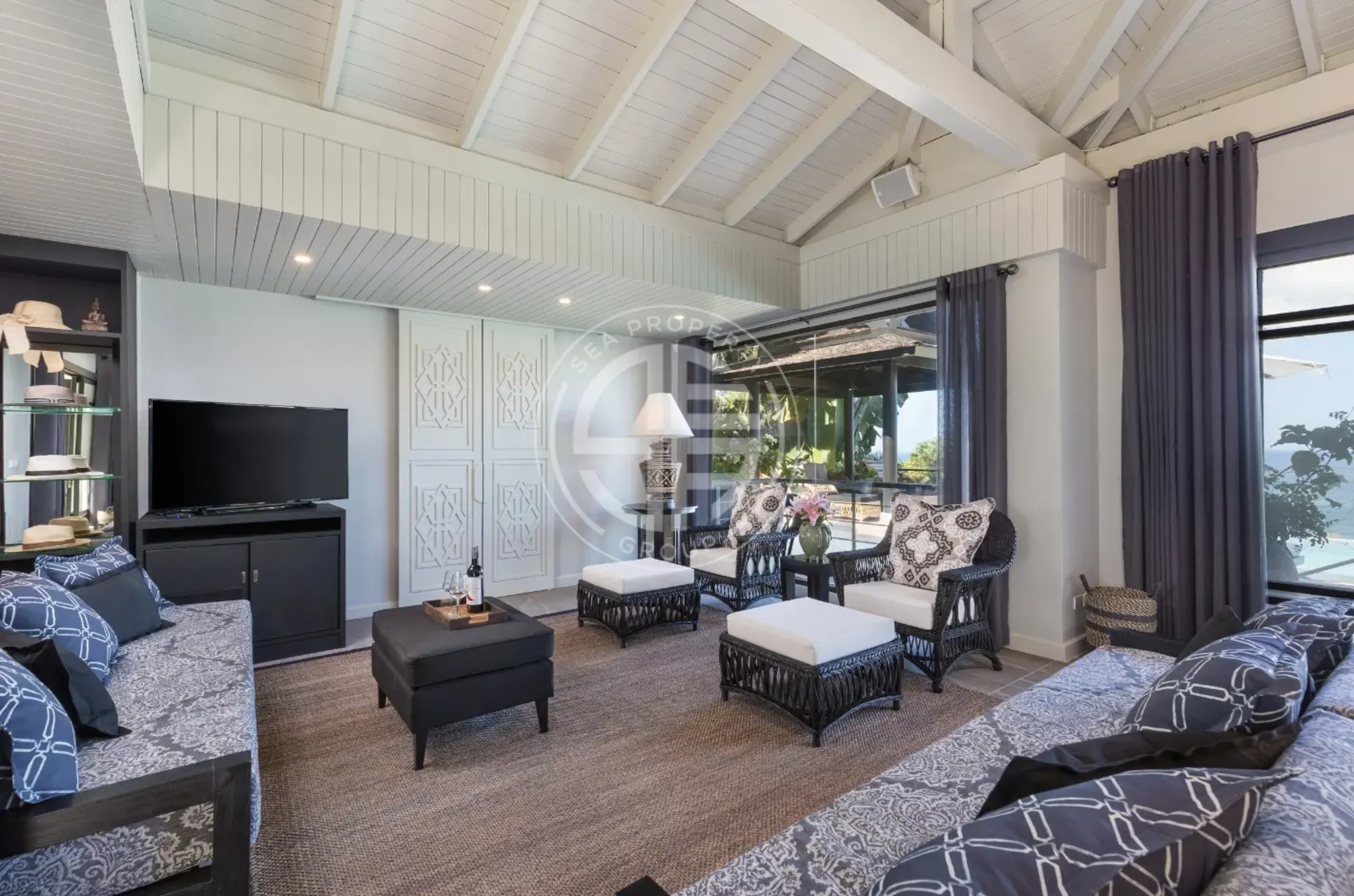 Exclusive Ocean-View Luxury Villa in Surin