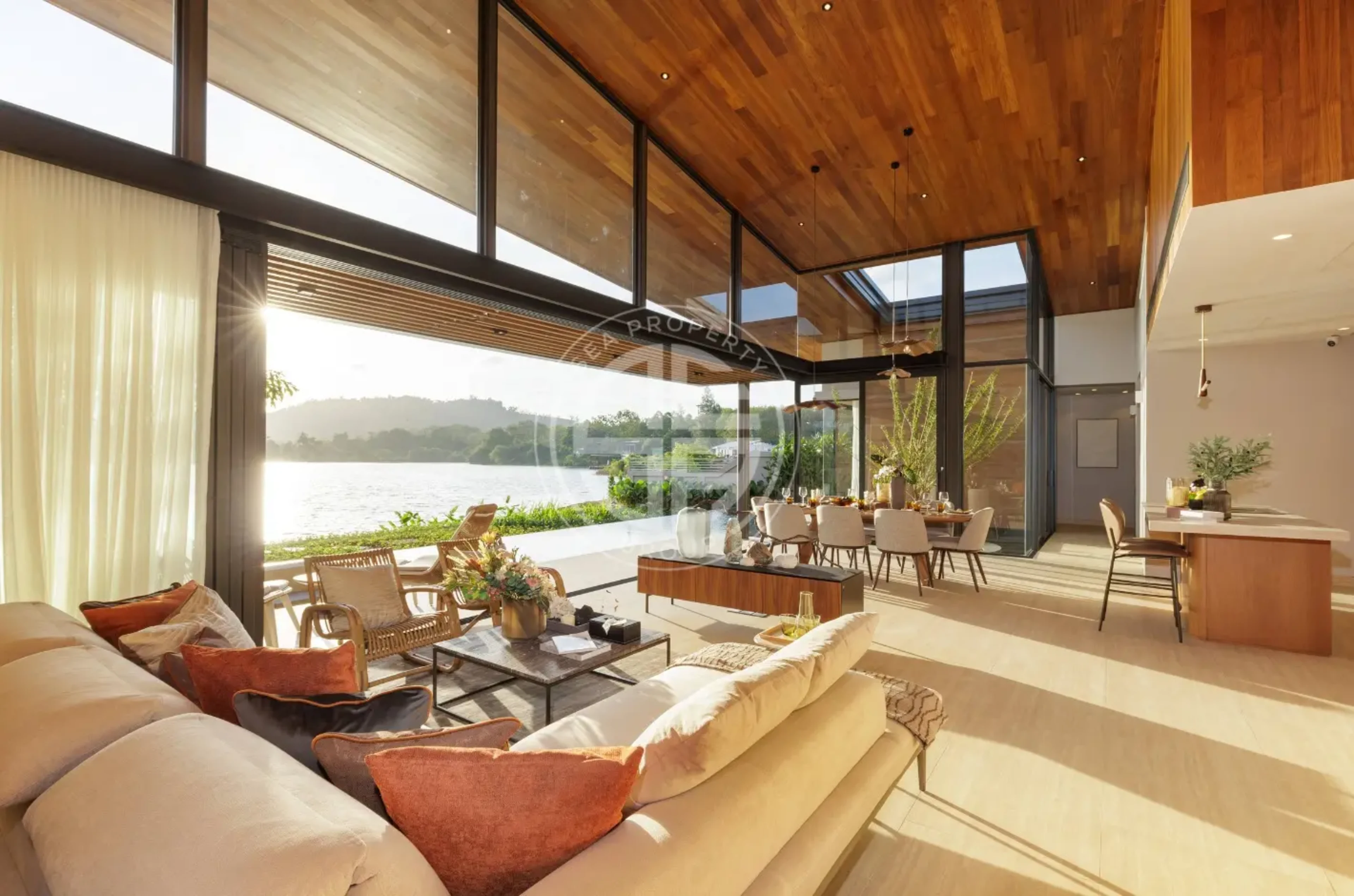 Luxury Modern Style Lakefront Villa in Manick