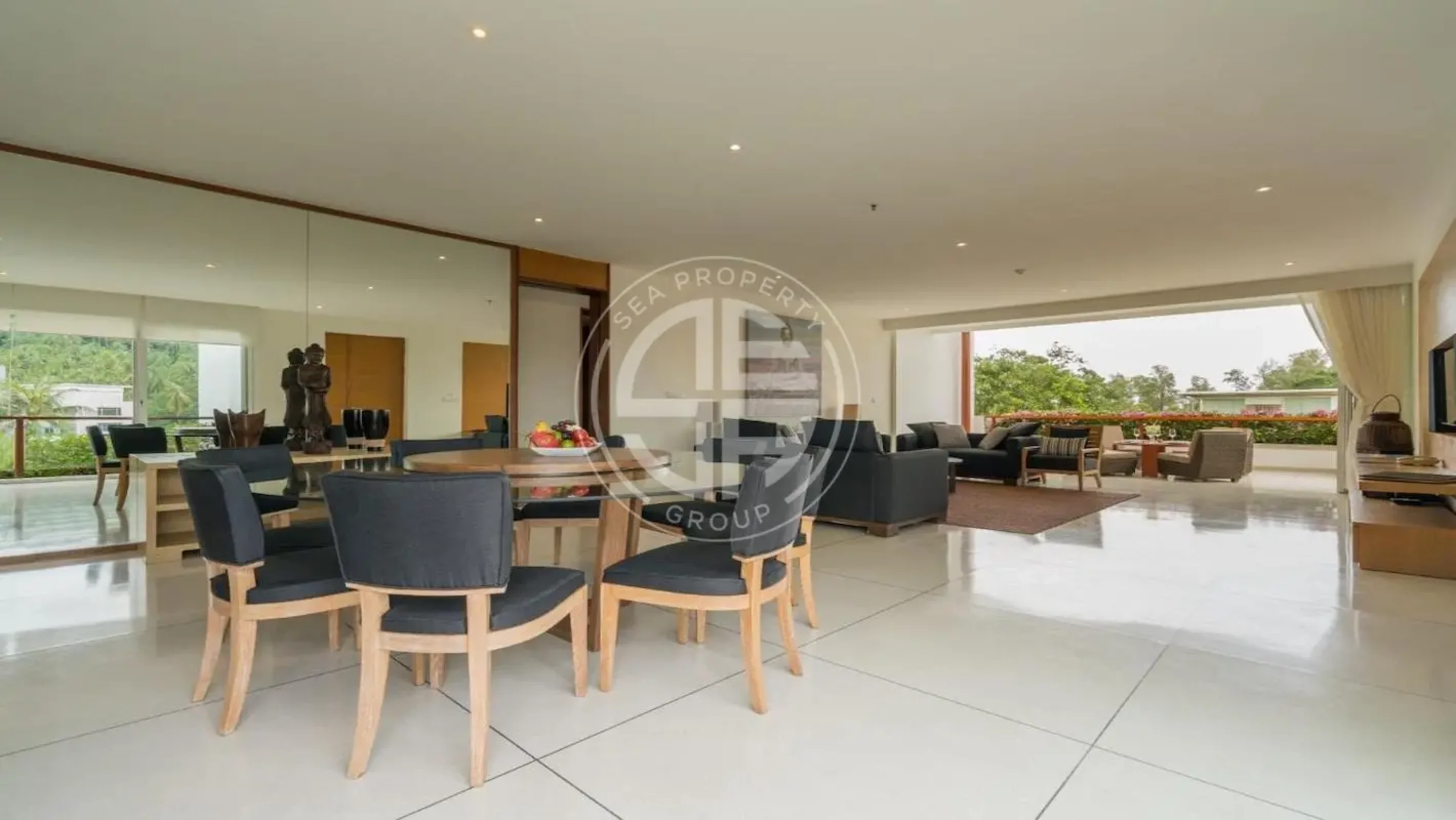 2 Bedroom Topfloor Condominium in Surin
