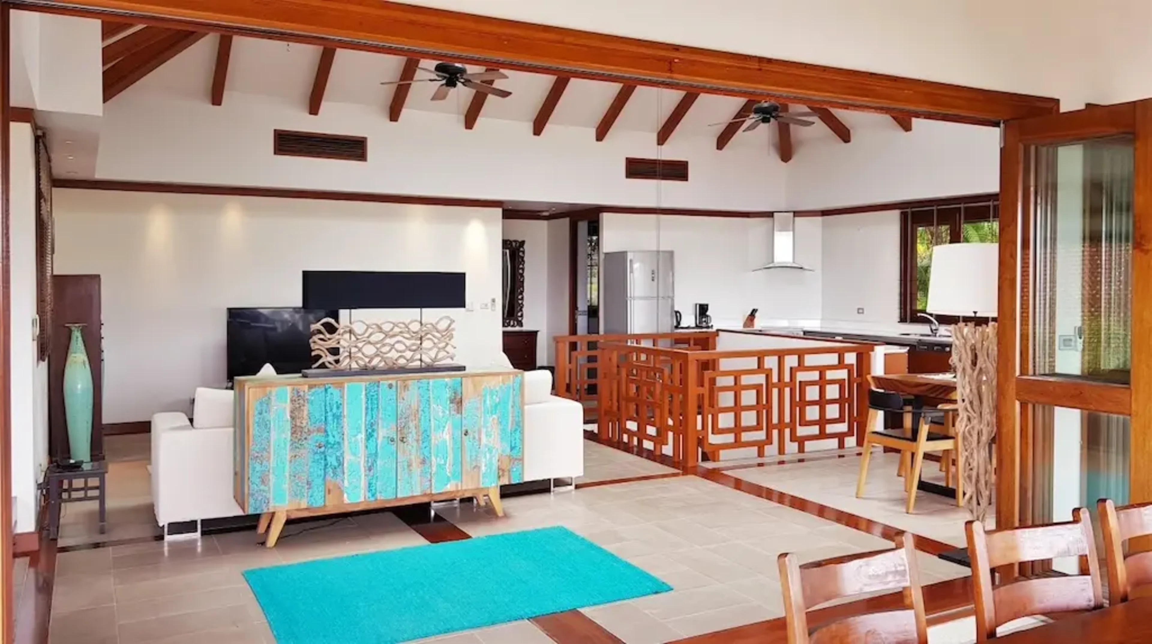 Luxury Villa in the Center of Patong