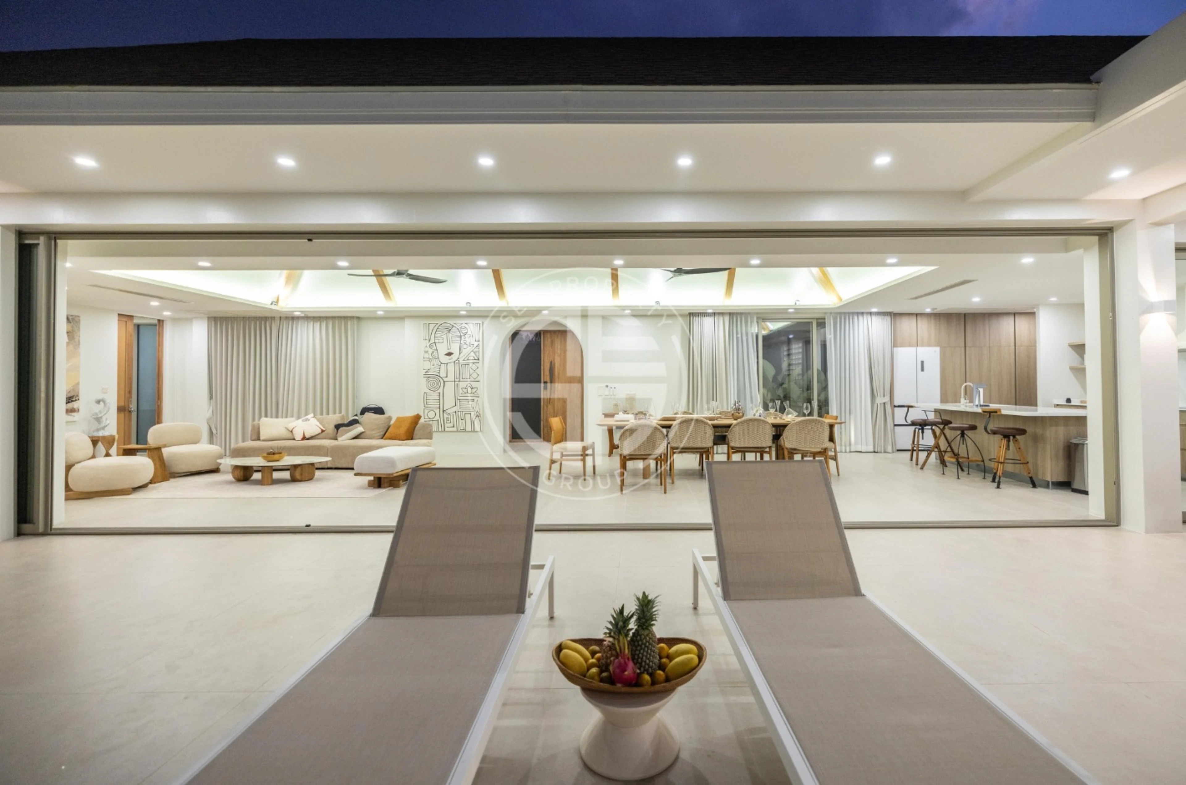 Elegant Family Pool Villa in Pasak