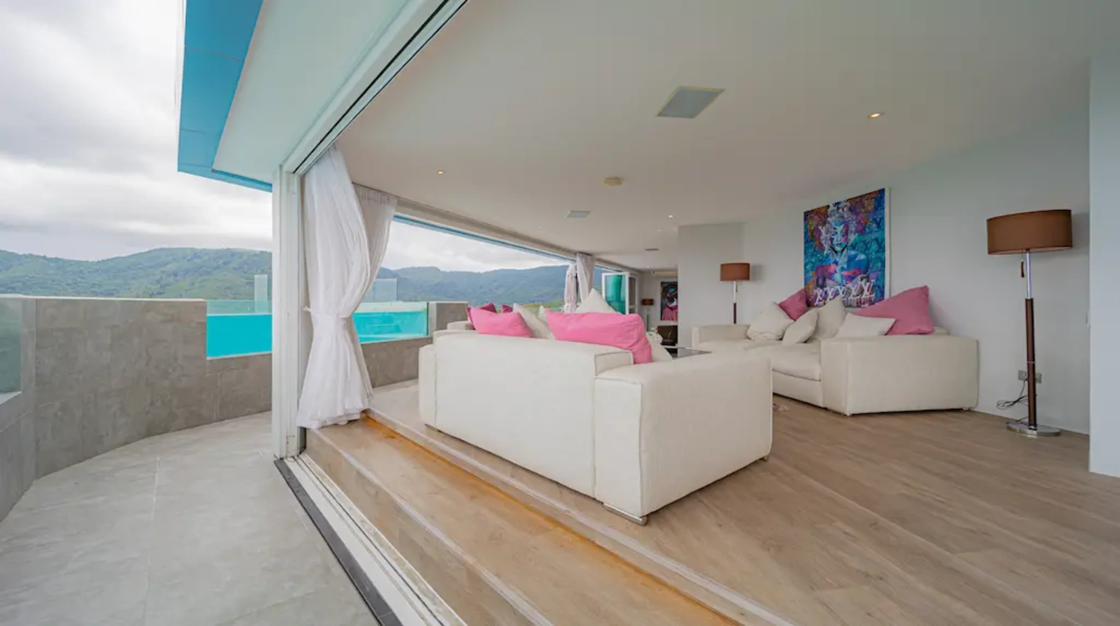 Amazing Sea View Penthouse with Private Pool