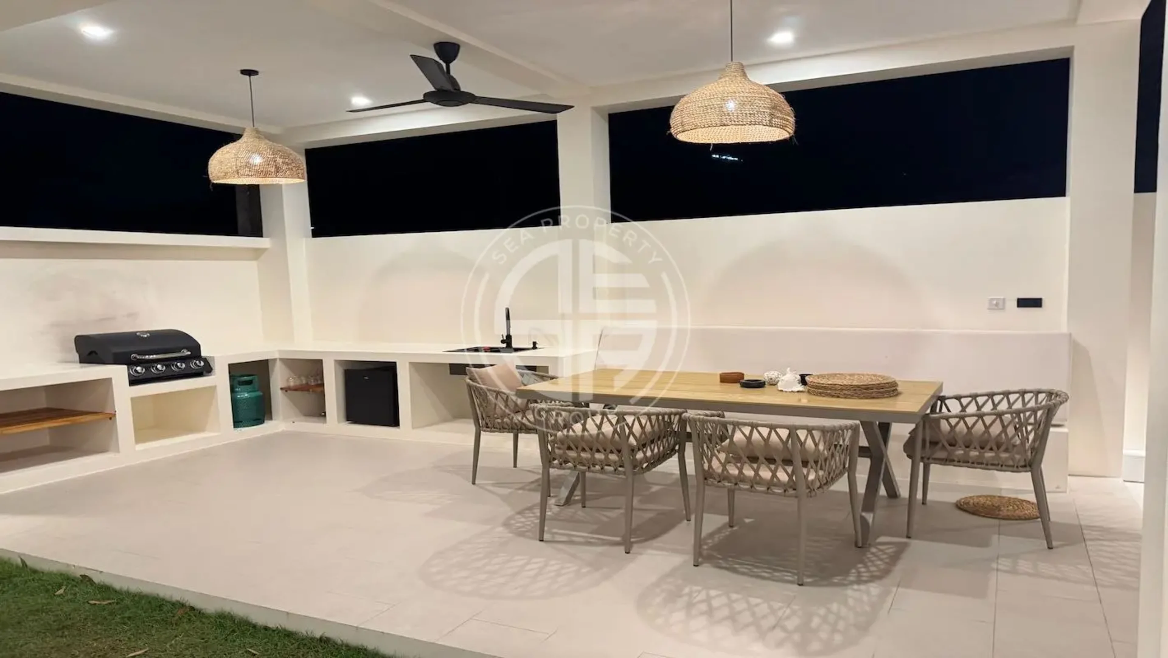 Standalone Unique Balinese Style Villa in Cherngtalay