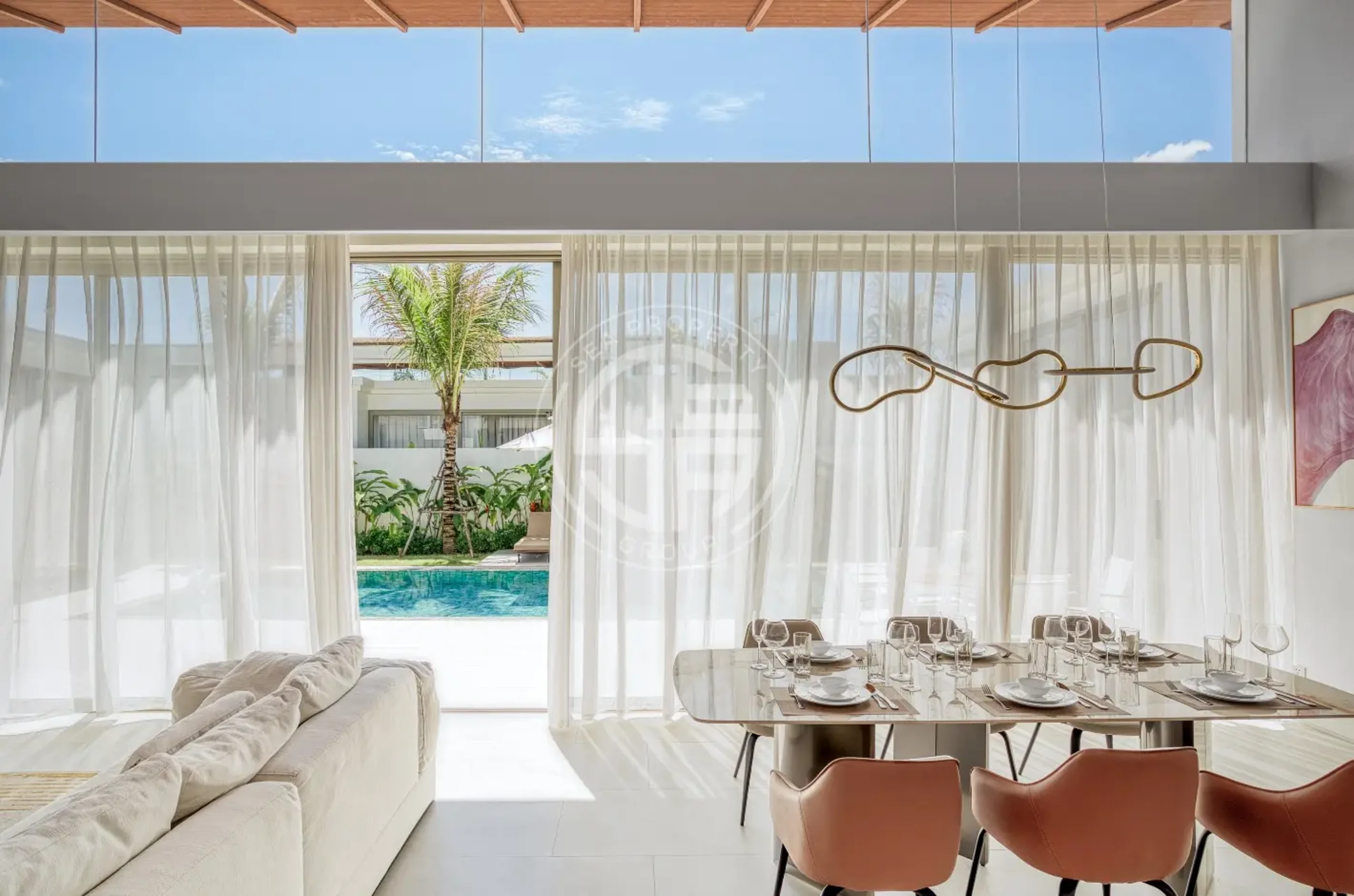 Paradise Coastal 3 Bedrooms Villa in Phuket