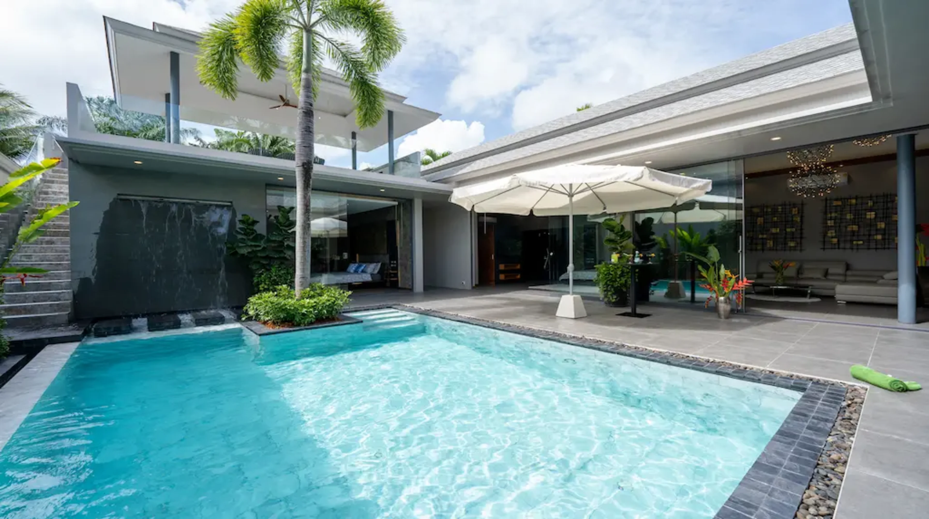 Modern Villa with 3 Bedrooms in Cherngtalay