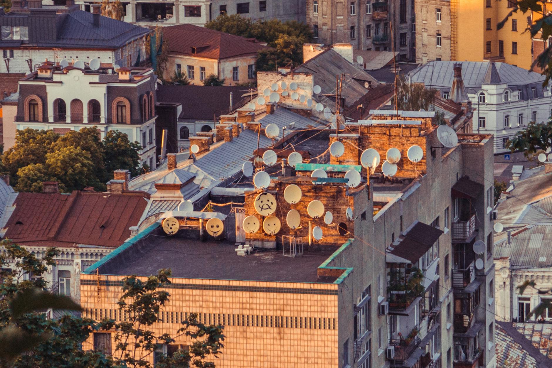 Ukraine Arms Maker Fire Point Satellite Technology - AI Ground News
