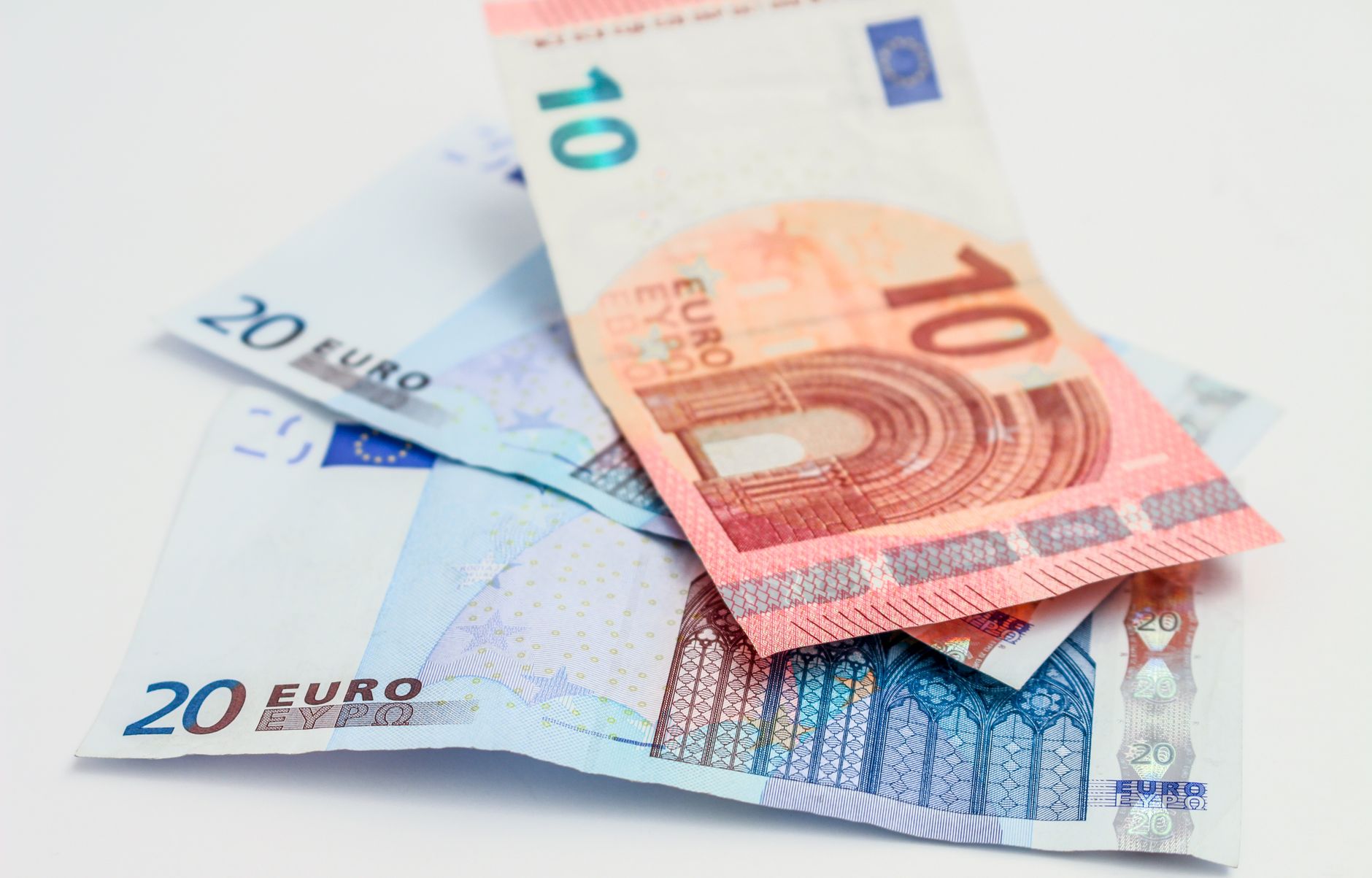 AliExpress Hit with Record €550 Million Fine for Illegal Sales