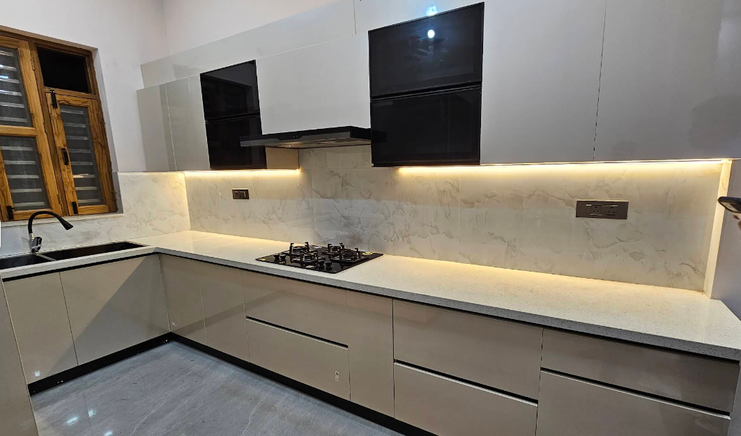 Contemporary Kitchen