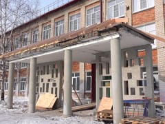 Подрядчик объяснил срыв сроков капремонта школы в ЕАО