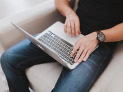 По следам публикации: биробиджанский депутат удалил пикантные фото из своего профиля в соцсети