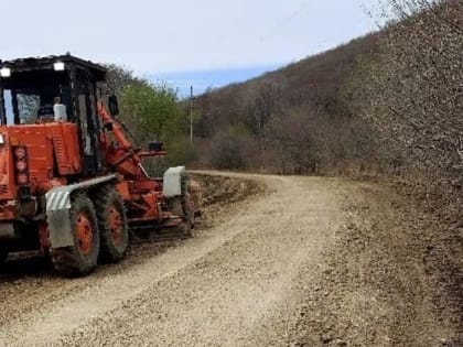 В Облученском районе взялись за восстановление дорог местного значения