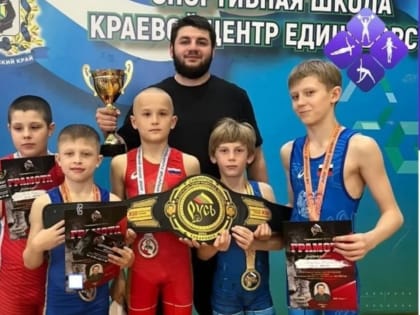 Борцы из ЕАО завоевали медали на XIII Открытом турнире памяти В.Д. Васильева