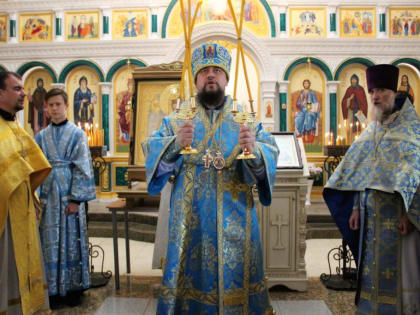 Архиерейское богослужение в храме святого князя Александра Невского