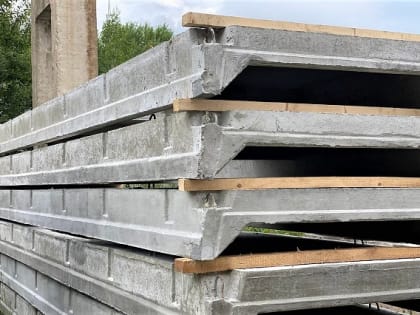 Железобетонные конструкции для строительства школы направлены в Биробиджан