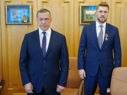 Юрий Трутнев вручил госнаграду добровольцу отряда «Тигр»