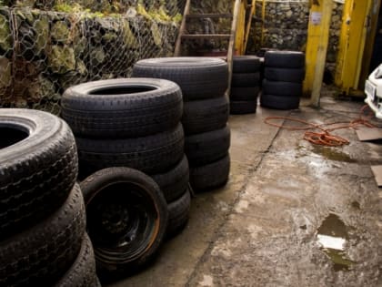 Наркодиллер на Дальнем Востоке прятал "товар" в колесах авто