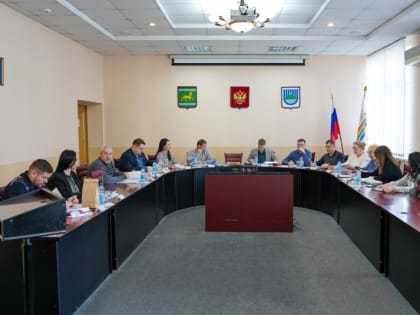 До 10 тысяч рублей хотят увеличить соцвыплату за найм жилья для педагогов в Биробиджане
