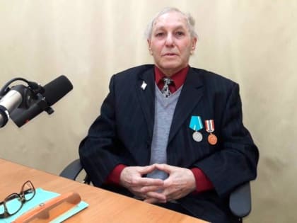 Юбилей сегодня отмечает народный пушкинист Биробиджана Роман Файн