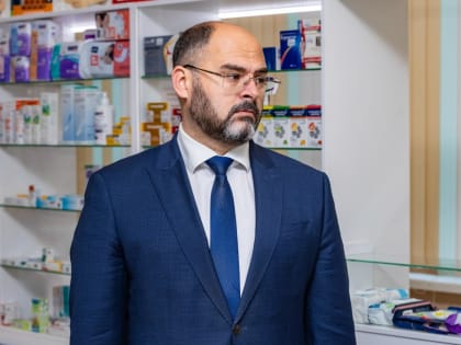 Большой шаг-вперед: во Владивостоке открылась робот-аптека Тихоокеанского Медицинского