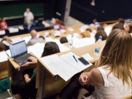 Стоимость обучения в вузах для первокурсников растет - предупредили в Минобрнауки