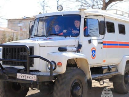 Тело девушки обнаружили спасатели в квартире дома в Биробиджане