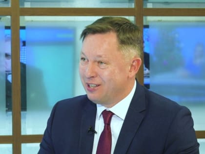 День рождения отмечает спикер парламента ЕАО Роман Бойко