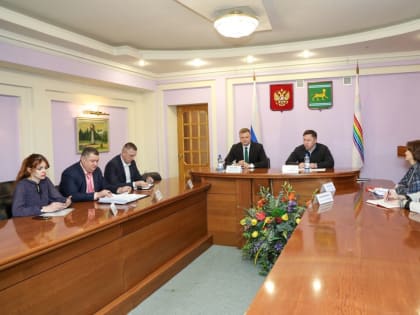 Портреты почетных граждан ЕАО депутаты условились разместить в общедоступном месте