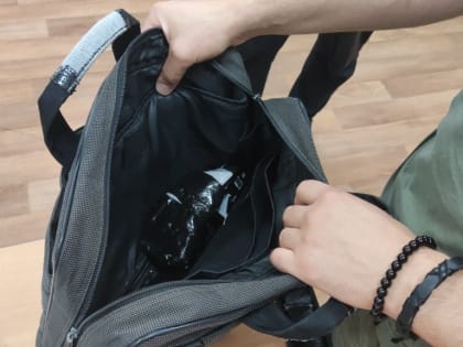 Курьера с крупной партией наркотиков задержали в поезде в Хабаровске