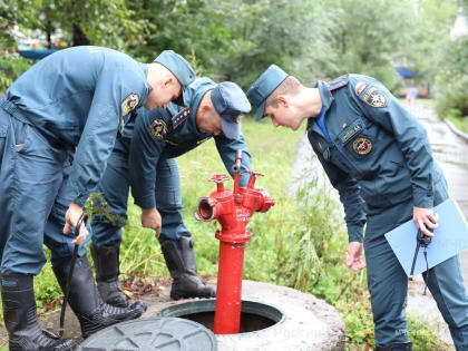 Водоисточники проверяют пожарные МЧС России в ЕАО