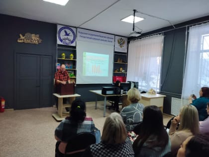 В визит-центре заповедника «Бастак» прошёл семинар по теме «Экологическое просвещение дошкольников и школьников в условиях взаимодействия с особо охраняемой природной территорией»