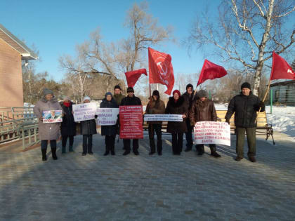 Защитим наших! В Биджане прошла заключительная акция протеста