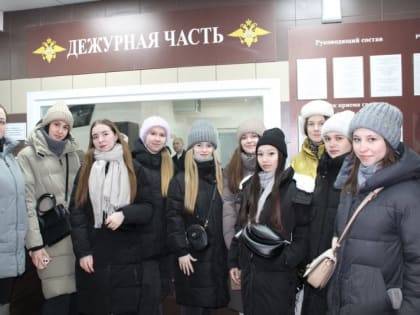 «Студенческий десант» высадился в городском отделе полиции в Биробиджане