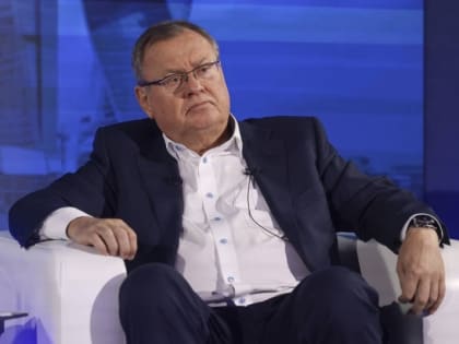 ВТБ предсказывает стабильность ключевой ставки до середины 2024 года